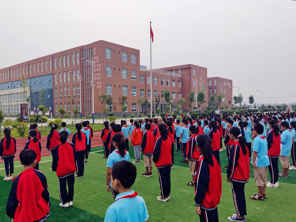 济宁金乡香城小学图片